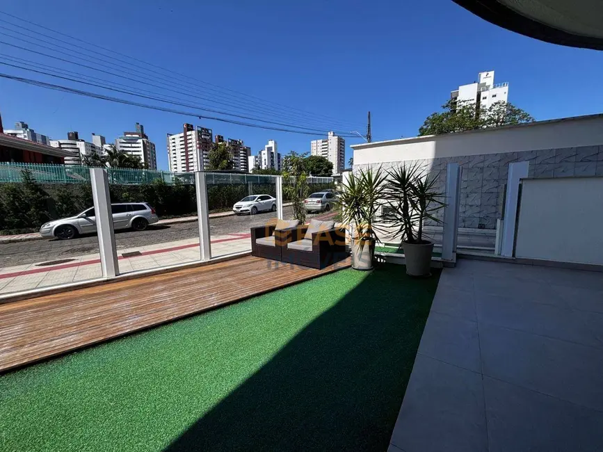 Foto 2 de Apartamento com 3 quartos à venda, 128m2 em Michel, Criciuma - SC