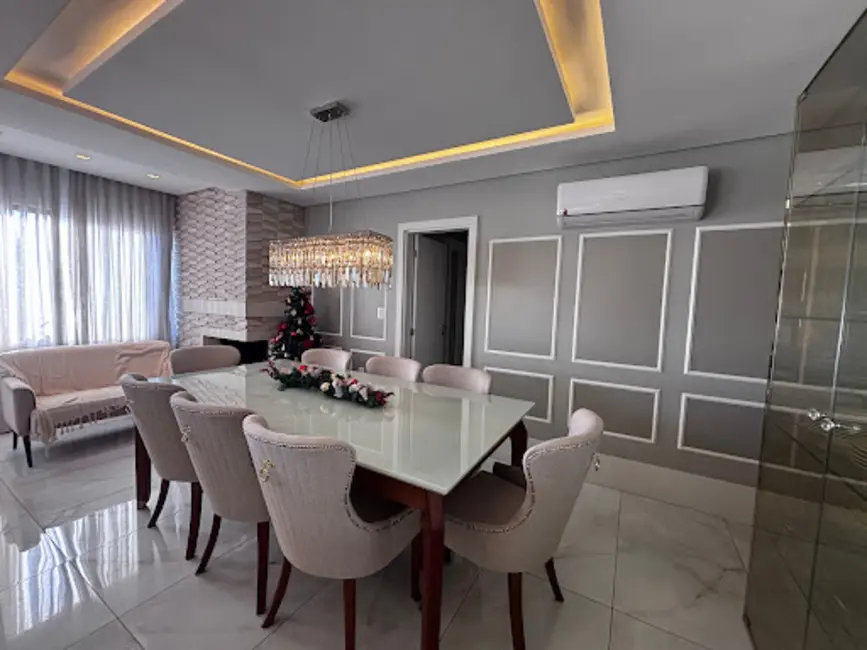 Foto 1 de Cobertura com 3 quartos à venda, 329m2 em Pio Corrêa, Criciuma - SC