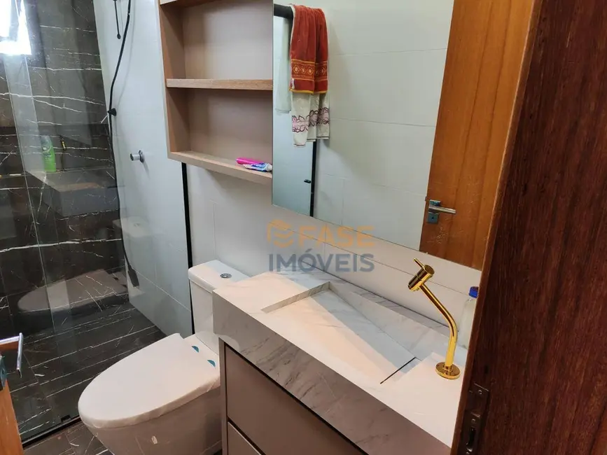 Casa com 2 quartos à venda, 465m2 em Cristo Redentor, Criciuma - SC - imagem 8 Foto 8 de Casa com 2 quartos à venda, 465m2 em Cristo Redentor, Criciuma - SC