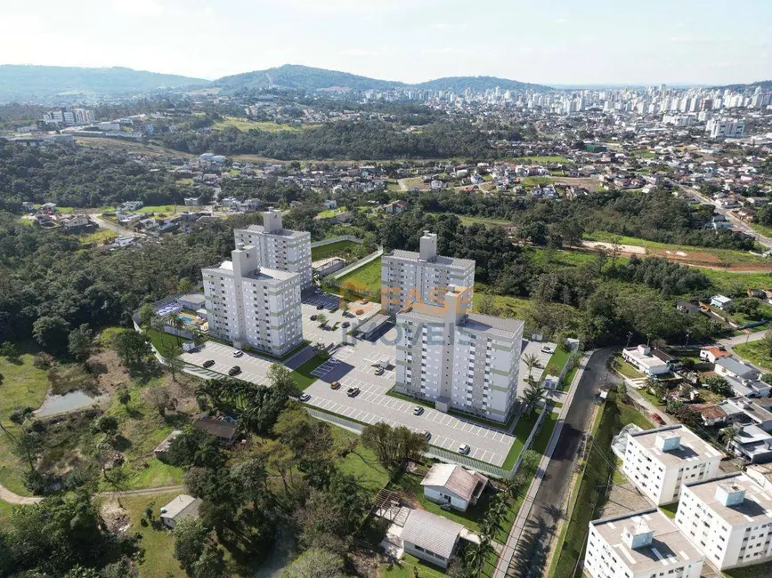 Foto 1 de Apartamento com 2 quartos à venda, 50m2 em Santo Antônio, Criciuma - SC