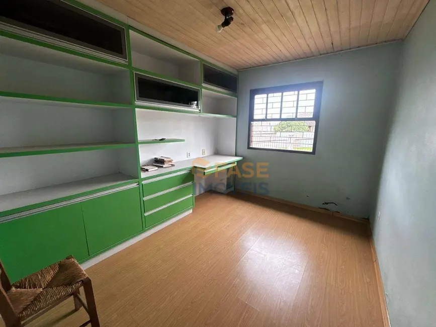 Foto 9 de Casa com 4 quartos à venda, 392m2 em Rio Maina, Criciuma - SC
