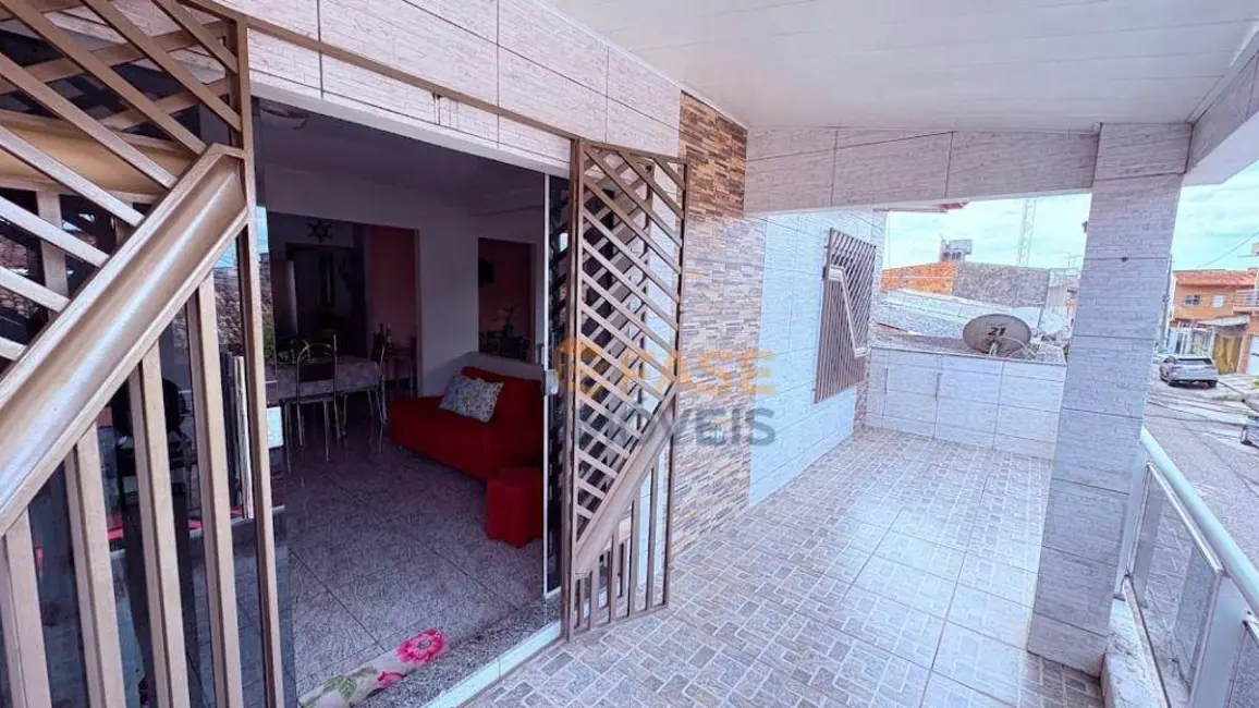 Casa com 4 quartos à venda, 120m2 em Coqueiro, Ananindeua - PA - imagem 2 Foto 2 de Casa com 4 quartos à venda, 120m2 em Coqueiro, Ananindeua - PA