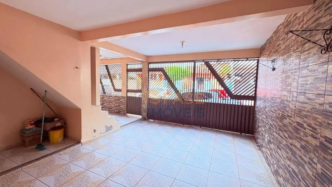 Casa com 4 quartos à venda, 120m2 em Coqueiro, Ananindeua - PA - imagem 5 Foto 5 de Casa com 4 quartos à venda, 120m2 em Coqueiro, Ananindeua - PA