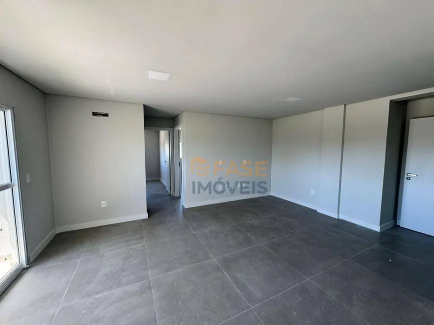 Foto 5 de Apartamento com 2 quartos à venda, 63m2 em Vila Zuleima, Criciuma - SC