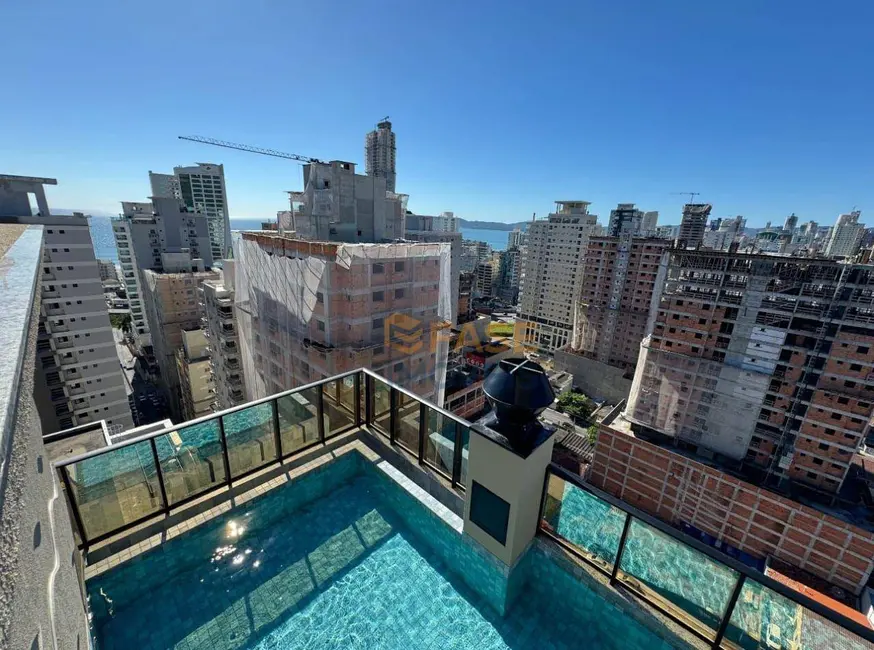 Foto 1 de Apartamento com 2 quartos à venda, 77m2 em Itapema - SC