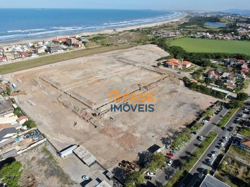 Foto 2 de Terreno / Lote à venda, 1465m2 em Centro, Imbituba - SC