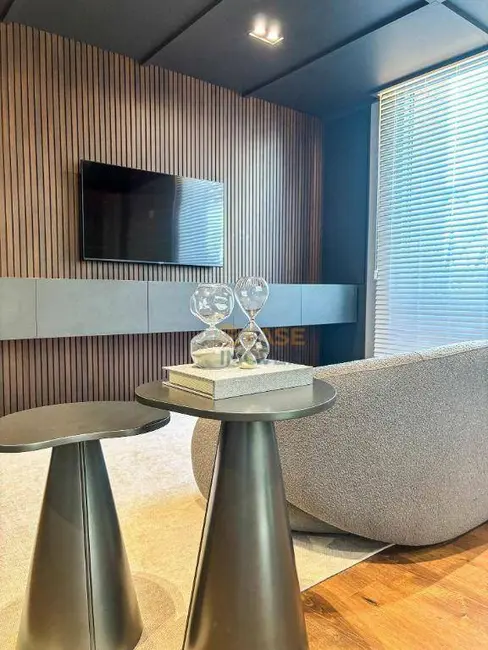 Apartamento com 3 quartos à venda, 160m2 em Meia Praia, Itapema - SC - imagem 2 Foto 2 de Apartamento com 3 quartos à venda, 160m2 em Meia Praia, Itapema - SC