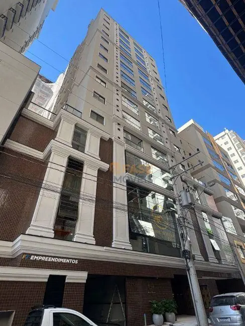 Foto 1 de Apartamento com 2 quartos à venda, 51m2 em Itapema - SC