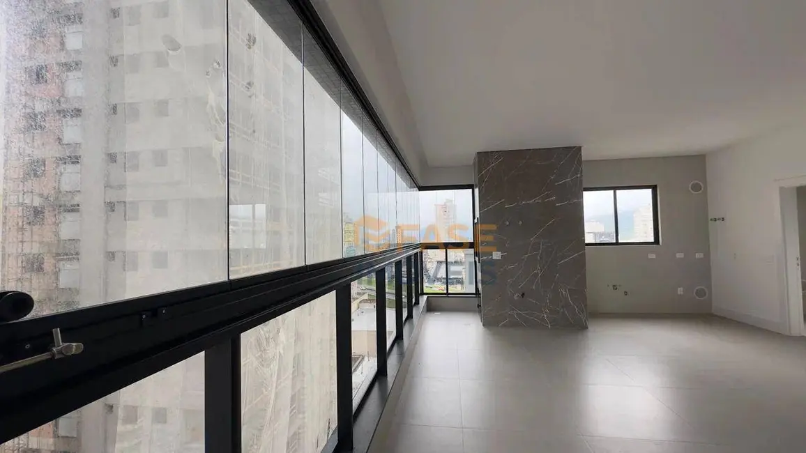 Foto 8 de Apartamento com 3 quartos à venda, 126m2 em Meia Praia, Itapema - SC