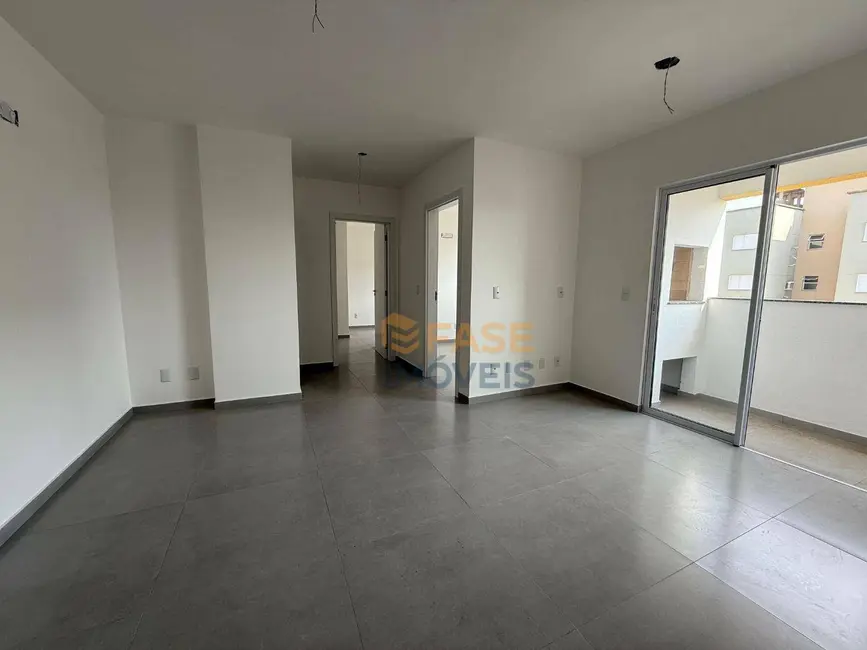 Foto 1 de Apartamento com 2 quartos à venda, 63m2 em Pinheirinho, Criciuma - SC