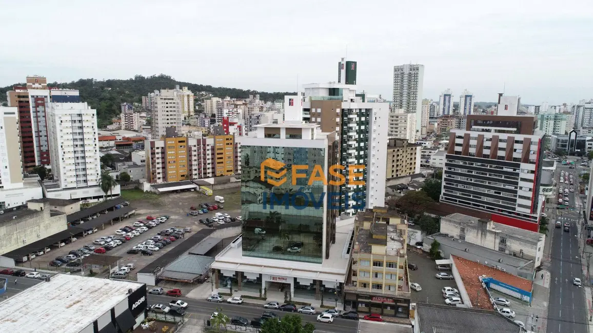 Foto 2 de Loja à venda, 50m2 em Centro, Criciuma - SC