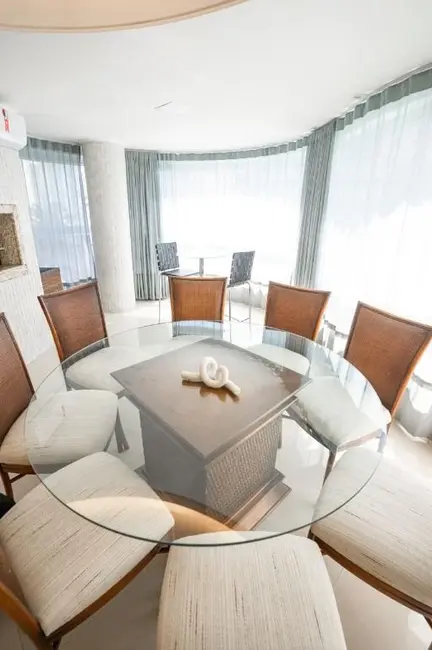 Apartamento com 3 quartos à venda, 100m2 em Centro, Balneario Camboriu - SC - imagem 1 Foto 1 de Apartamento com 3 quartos à venda, 100m2 em Centro, Balneario Camboriu - SC