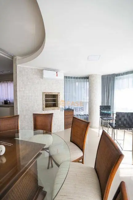 Apartamento com 3 quartos à venda, 100m2 em Centro, Balneario Camboriu - SC - imagem 3 Foto 3 de Apartamento com 3 quartos à venda, 100m2 em Centro, Balneario Camboriu - SC