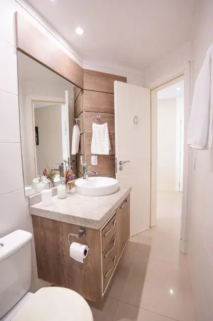 Apartamento com 3 quartos à venda, 100m2 em Centro, Balneario Camboriu - SC - imagem 8 Foto 8 de Apartamento com 3 quartos à venda, 100m2 em Centro, Balneario Camboriu - SC