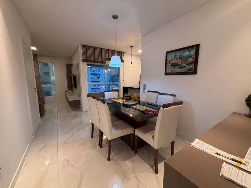 Foto 3 de Apartamento com 2 quartos à venda, 84m2 em Meia Praia, Itapema - SC