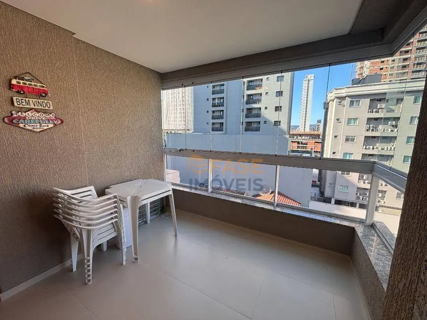 Apartamento com 2 quartos à venda, 84m2 em Meia Praia, Itapema - SC - imagem 3 Foto 3 de Apartamento com 2 quartos à venda, 84m2 em Meia Praia, Itapema - SC