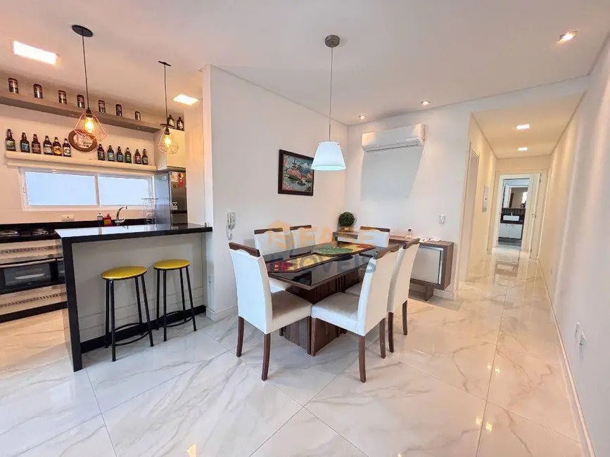 Apartamento com 2 quartos à venda, 84m2 em Meia Praia, Itapema - SC - imagem 7 Foto 7 de Apartamento com 2 quartos à venda, 84m2 em Meia Praia, Itapema - SC