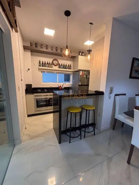 Foto 9 de Apartamento com 2 quartos à venda, 84m2 em Meia Praia, Itapema - SC