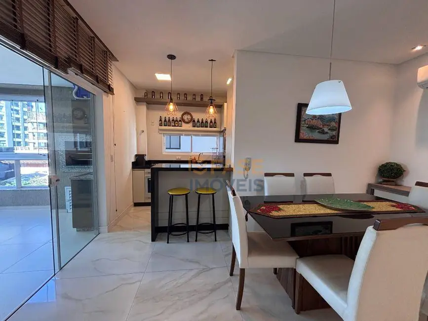 Apartamento com 2 quartos à venda, 84m2 em Meia Praia, Itapema - SC - imagem 6 Foto 6 de Apartamento com 2 quartos à venda, 84m2 em Meia Praia, Itapema - SC
