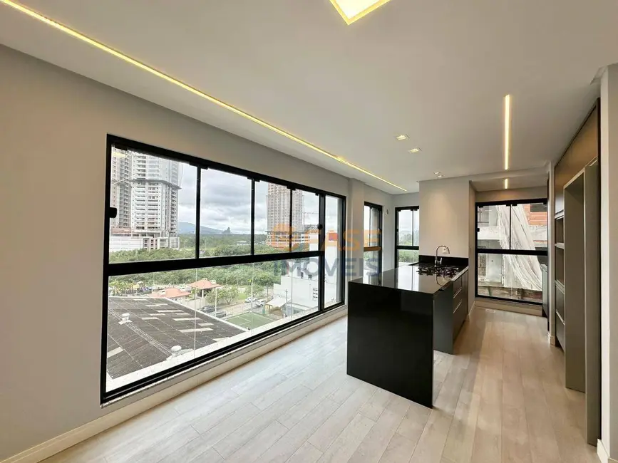 Foto 1 de Apartamento com 3 quartos à venda, 163m2 em Meia Praia, Itapema - SC
