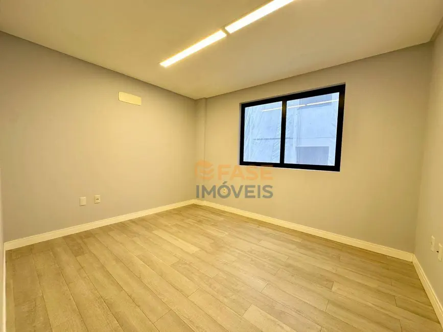 Foto 6 de Apartamento com 3 quartos à venda, 163m2 em Meia Praia, Itapema - SC