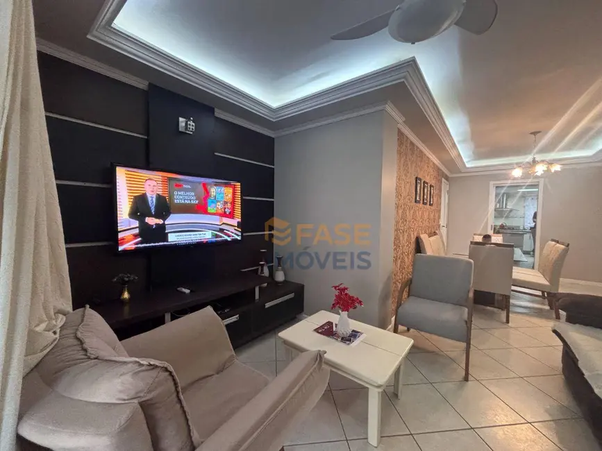 Foto 4 de Apartamento com 3 quartos à venda, 156m2 em Meia Praia, Itapema - SC