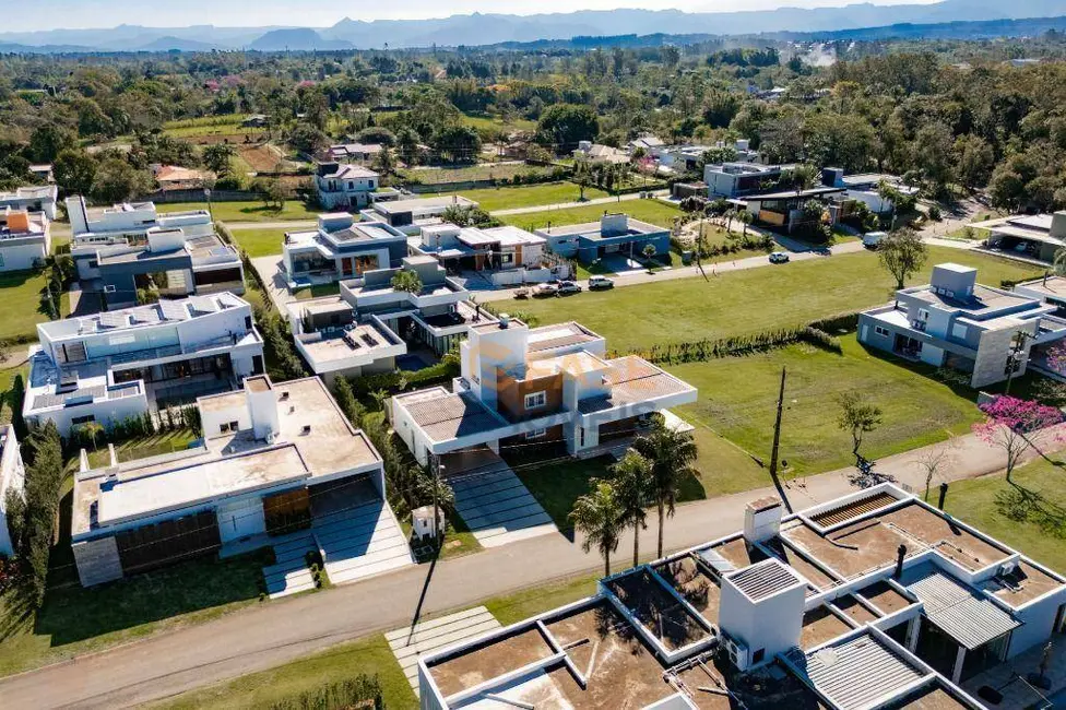 Casa de Condomínio com 4 quartos à venda, 806m2 em Primeira Linha, Criciuma - SC - imagem 2 Foto 2 de Casa de Condomínio com 4 quartos à venda, 806m2 em Primeira Linha, Criciuma - SC