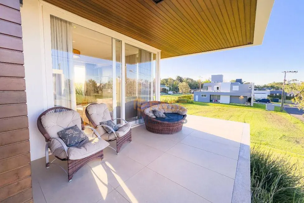Casa de Condomínio com 4 quartos à venda, 806m2 em Primeira Linha, Criciuma - SC - imagem 5 Foto 5 de Casa de Condomínio com 4 quartos à venda, 806m2 em Primeira Linha, Criciuma - SC