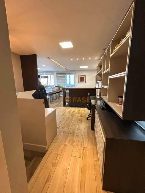 Foto 2 de Cobertura com 3 quartos à venda, 205m2 em Pio Corrêa, Criciuma - SC