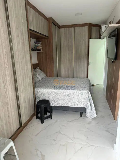 Foto 9 de Sobrado com 2 quartos à venda, 128m2 em Itapema - SC