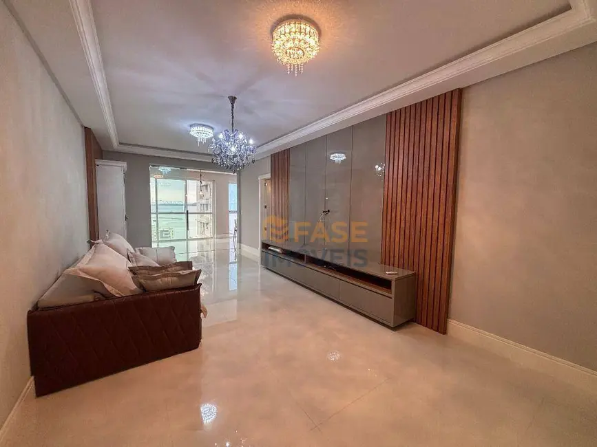 Foto 2 de Apartamento com 3 quartos à venda, 149m2 em Centro, Itapema - SC