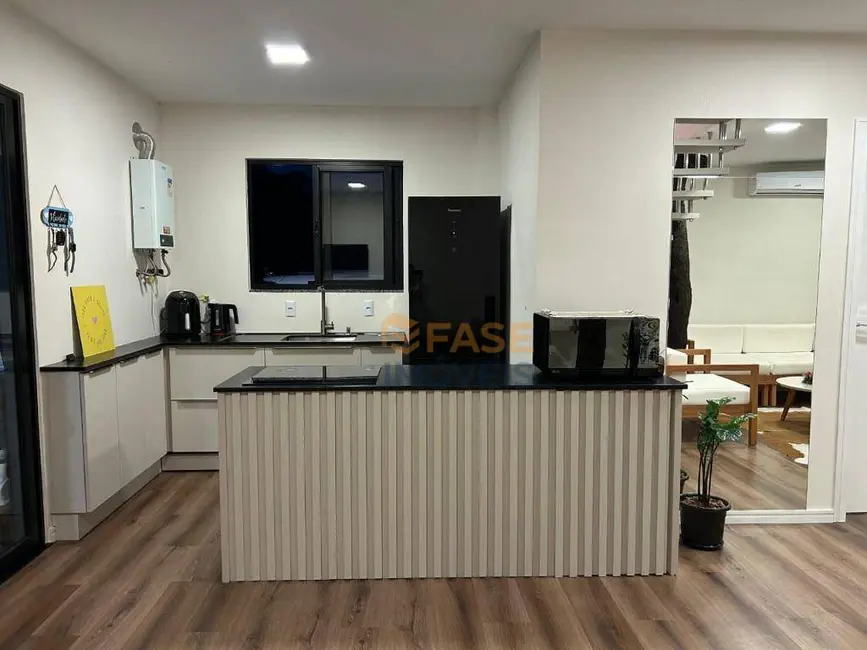 Casa com 2 quartos à venda, 1500m2 em Santo Amaro Da Imperatriz - SC - imagem 3 Foto 3 de Casa com 2 quartos à venda, 1500m2 em Santo Amaro Da Imperatriz - SC