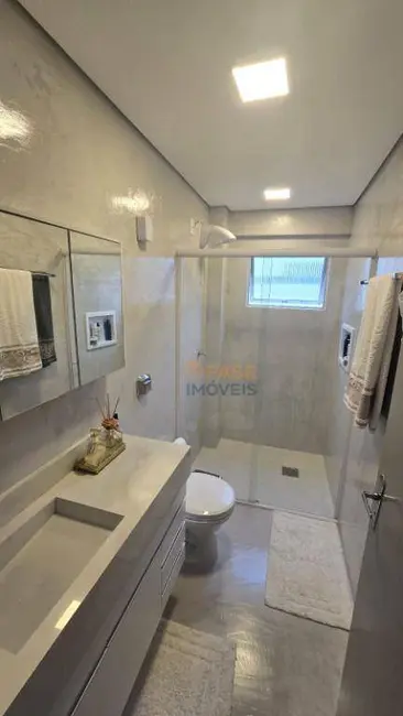 Foto 5 de Apartamento com 2 quartos à venda, 70m2 em Centro, Itapema - SC