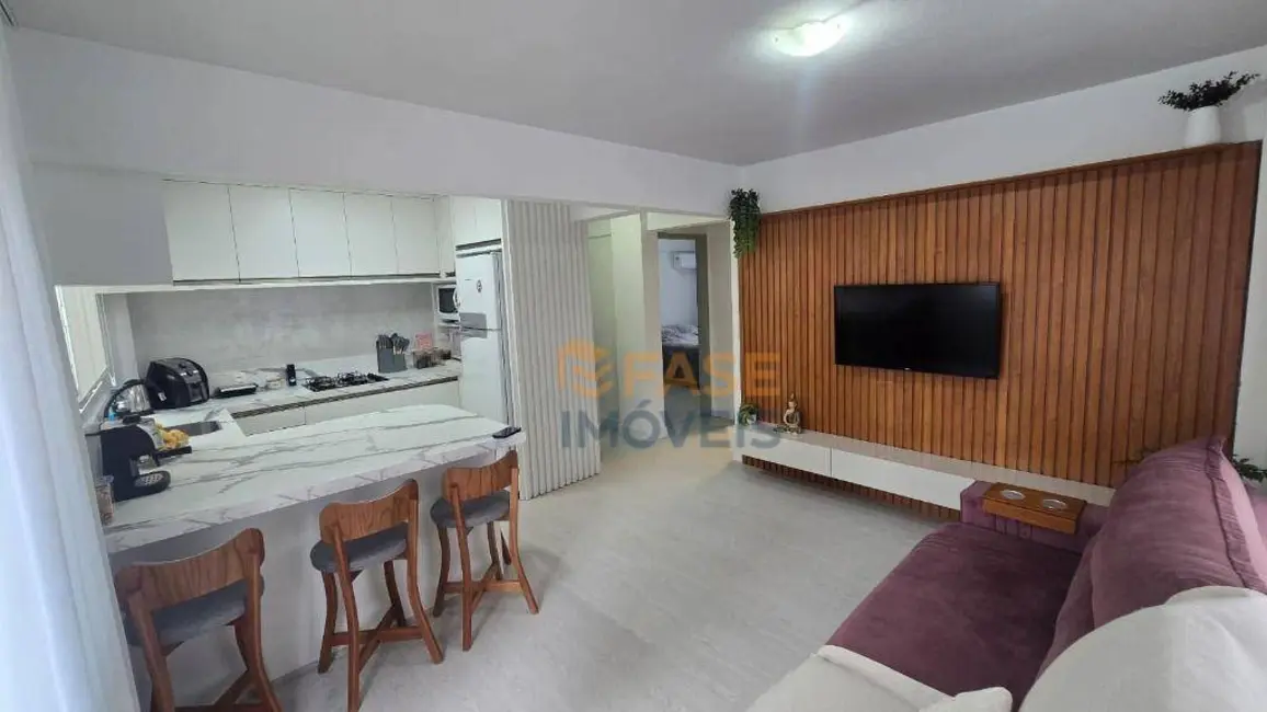 Foto 1 de Apartamento com 2 quartos à venda, 70m2 em Centro, Itapema - SC