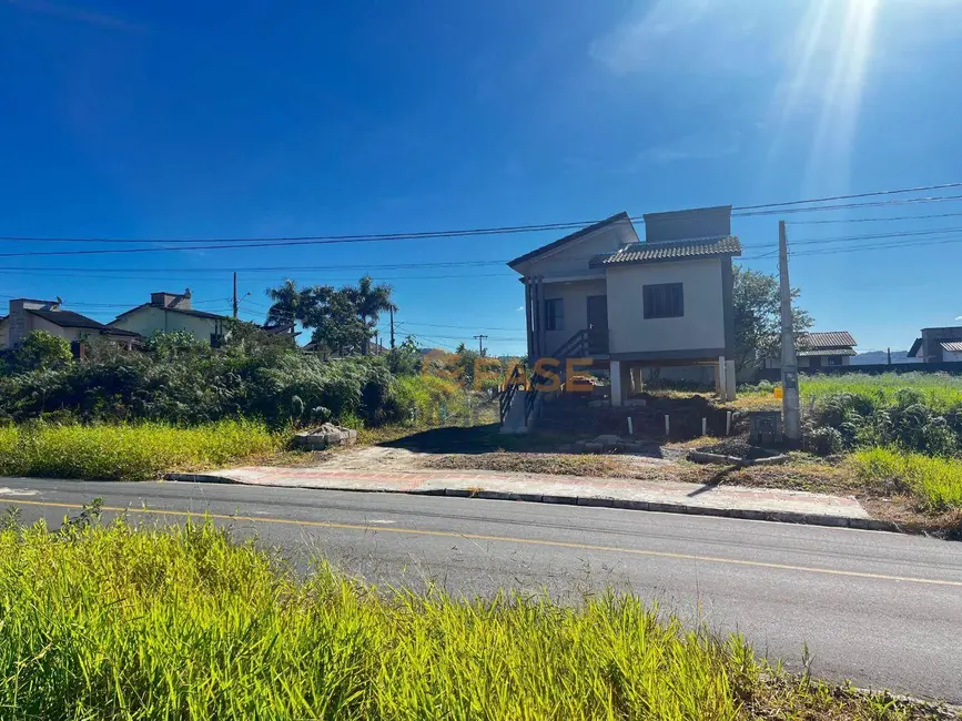 Foto 2 de Terreno / Lote à venda, 559m2 em Laranjinha, Criciuma - SC