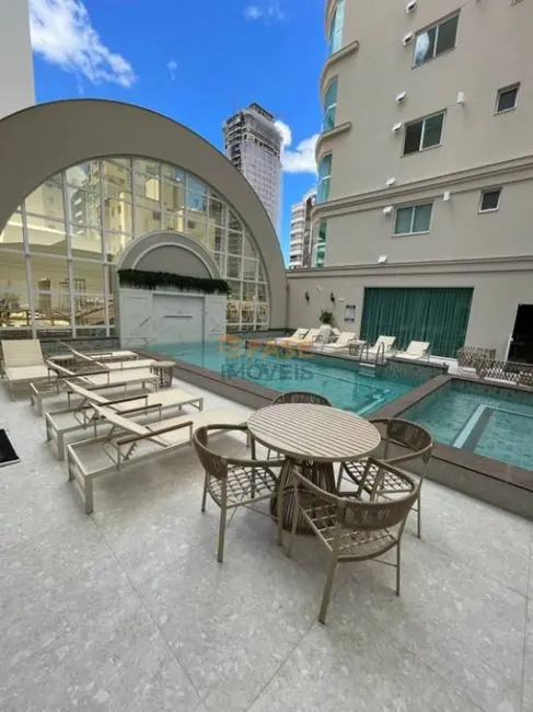 Apartamento com 3 quartos à venda, 129m2 em Meia Praia, Itapema - SC - imagem 1 Foto 1 de Apartamento com 3 quartos à venda, 129m2 em Meia Praia, Itapema - SC