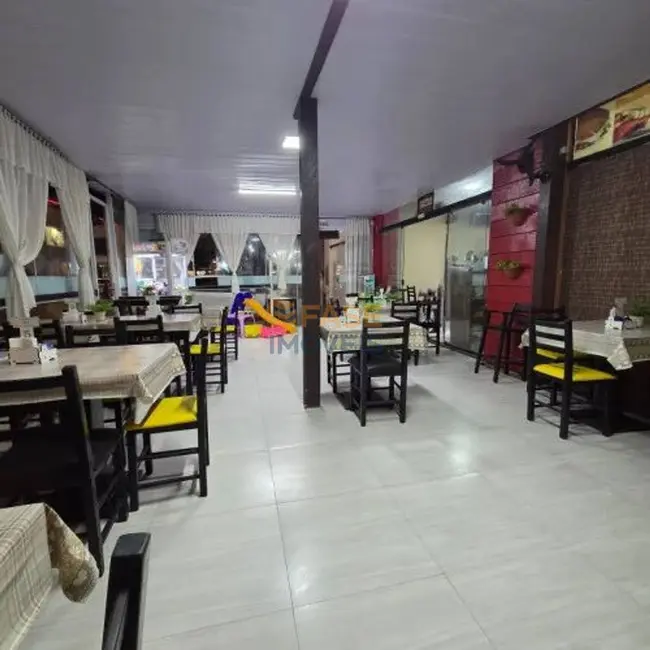 Foto 3 de Loja à venda, 120m2 em Meia Praia, Itapema - SC