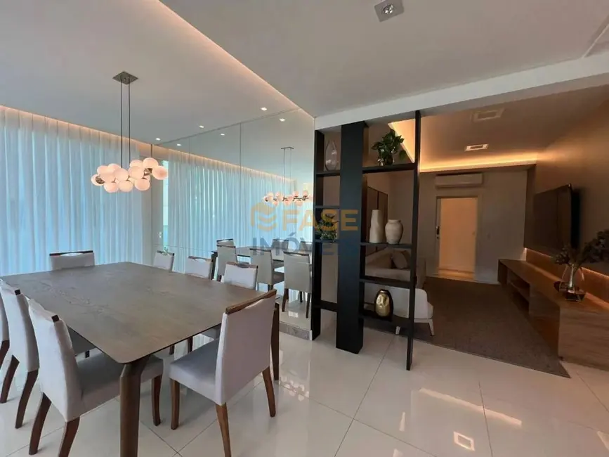 Foto 7 de Apartamento com 4 quartos à venda, 217m2 em Meia Praia, Itapema - SC