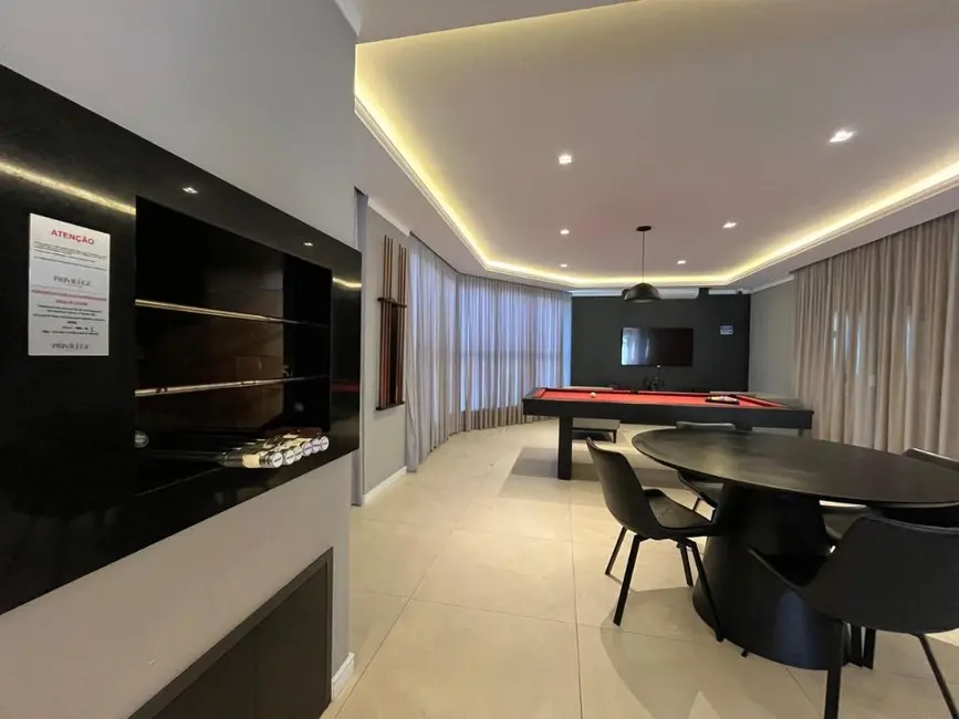 Foto 6 de Apartamento com 2 quartos à venda, 62m2 em Itapema - SC