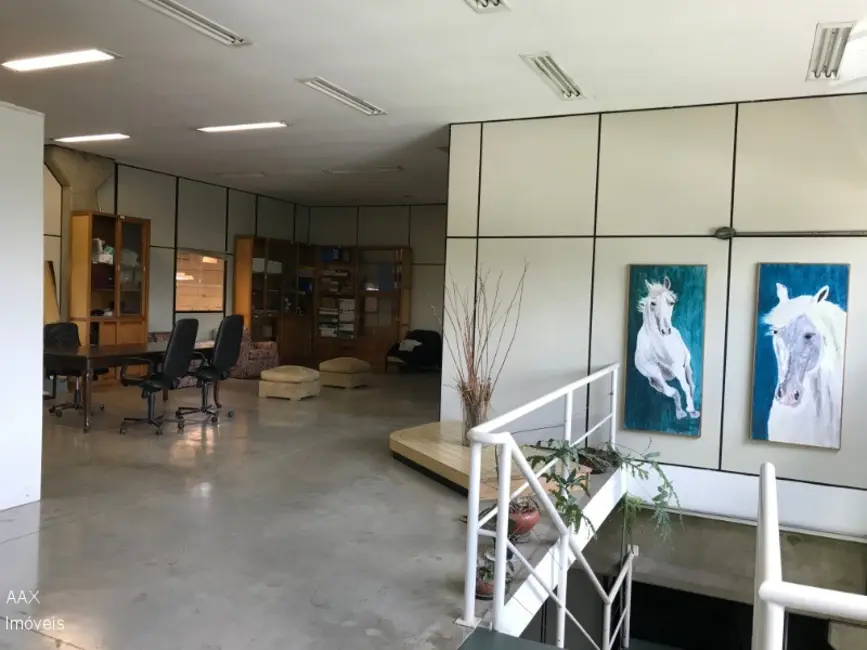 Armazém / Galpão à venda, 2722m2 em Polo Industrial, Itapevi - SP - imagem 8 Foto 8 de Armazém / Galpão à venda, 2722m2 em Polo Industrial, Itapevi - SP