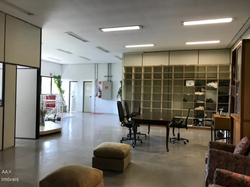 Armazém / Galpão à venda, 2722m2 em Polo Industrial, Itapevi - SP - imagem 6 Foto 6 de Armazém / Galpão à venda, 2722m2 em Polo Industrial, Itapevi - SP