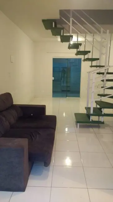 Foto 2 de Sobrado com 2 quartos à venda, 115m2 em Santa Regina, Camboriu - SC