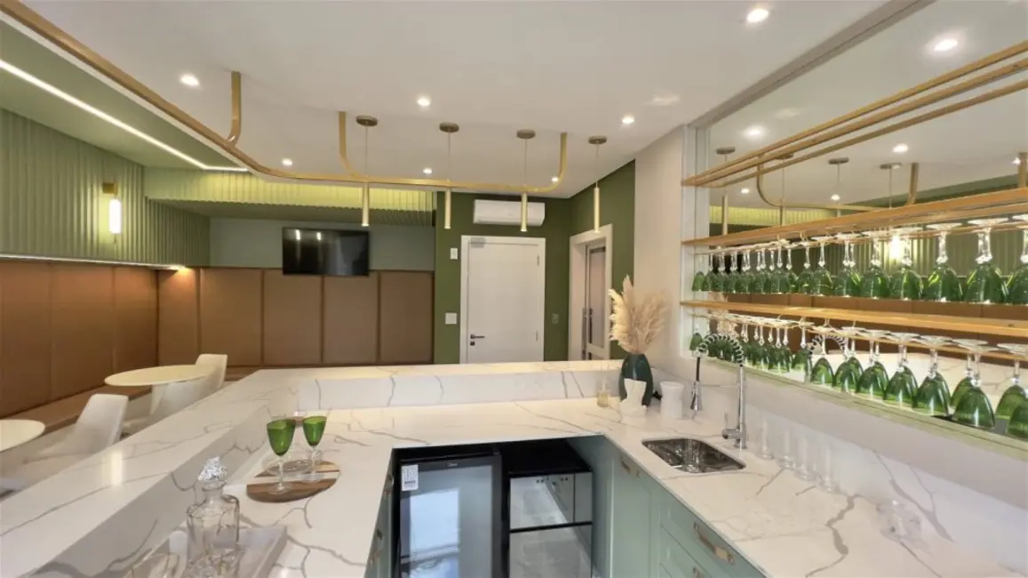 Foto 4 de Apartamento com 2 quartos à venda, 64m2 em Camboriu - SC