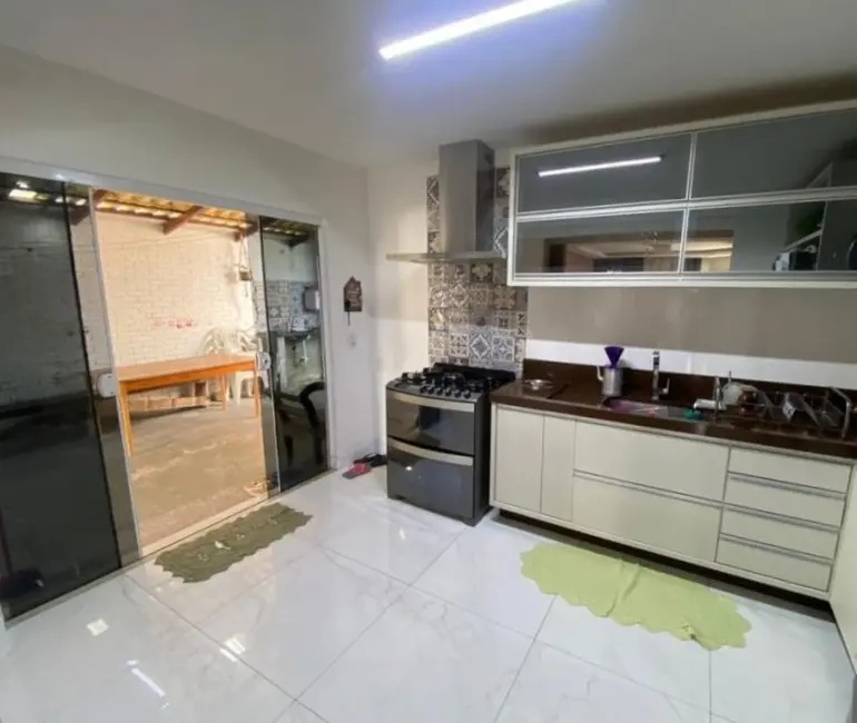 Foto 4 de Casa com 2 quartos à venda, 300m2 em Santa Regina, Camboriu - SC