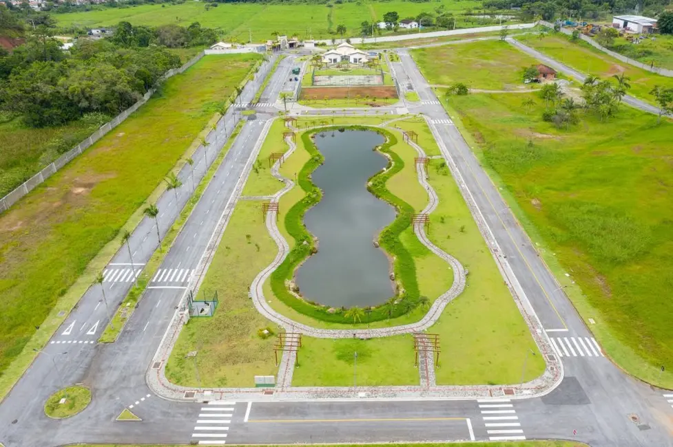 Foto 4 de Terreno / Lote à venda, 452m2 em Camboriu - SC