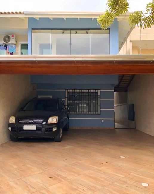 Foto 3 de Sobrado com 3 quartos à venda, 105m2 em Santa Regina, Camboriu - SC