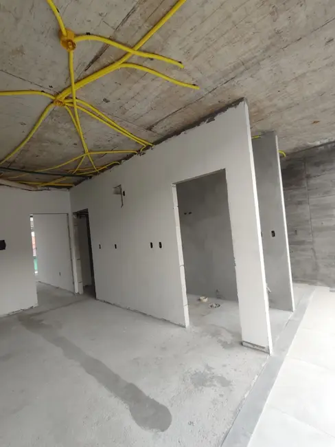 Foto 2 de Sobrado com 3 quartos à venda, 250m2 em Rio Pequeno, Camboriu - SC