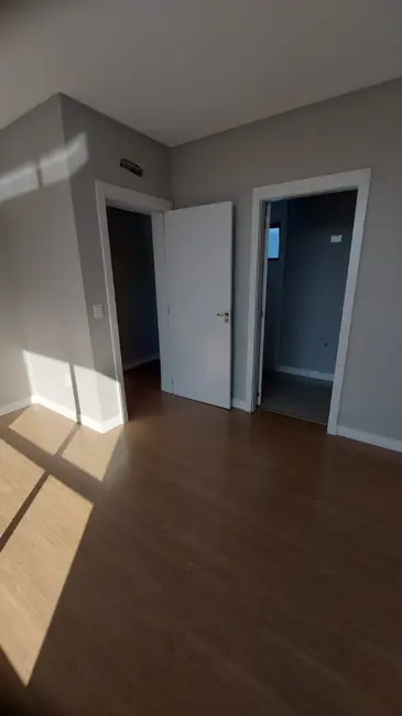 Foto 8 de Sobrado com 3 quartos à venda, 187m2 em Rio Pequeno, Camboriu - SC