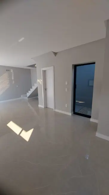 Foto 7 de Sobrado com 3 quartos à venda, 187m2 em Rio Pequeno, Camboriu - SC