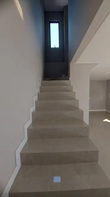 Foto 4 de Sobrado com 3 quartos à venda, 187m2 em Rio Pequeno, Camboriu - SC